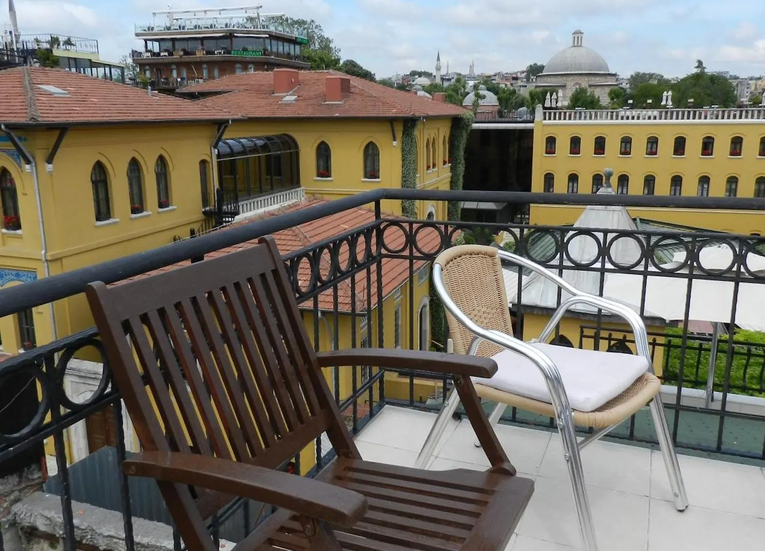 *** Hotel Berk Guest House - Grandma'S House Istanbul Turkey