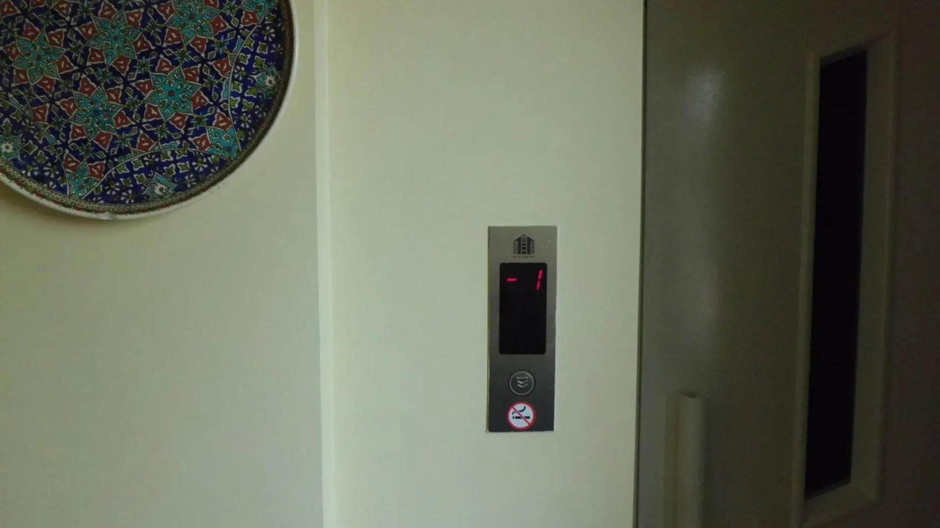 Berk Guest House - Grandma'S House Istanbul Turkey
