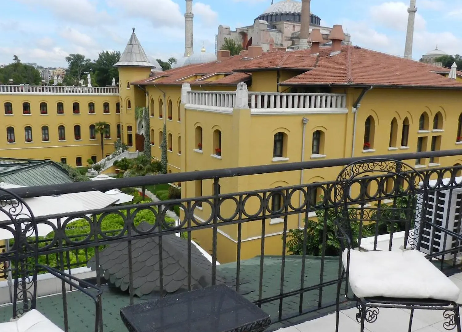 Berk Guest House - Grandma'S House Istanbul Hotel